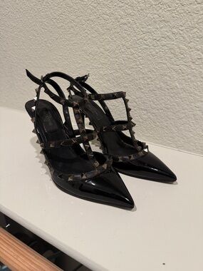 Valentino Black Patent Leather Rockstud Pointed Slingback Heels